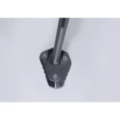 Base maggiorata per cavalletto laterale Sw-Motech Nero/Argento. Versys 1000 (14-) / 1100 (24-).