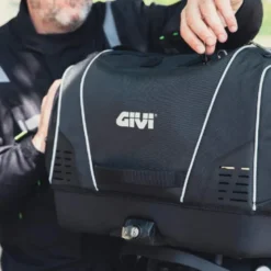 Borsa Retrosella Givi T525 33 Litri Nero Adatto al trasporto di Animali