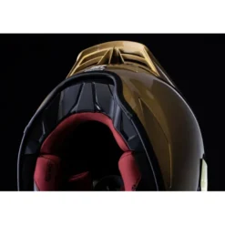 Casco Integrale Icon Domain Cornelius Oro