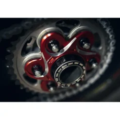 Cnc Racing FL504BR FLANGIA PORTACORONA DUCATI BICOLOR Nero/Rosso