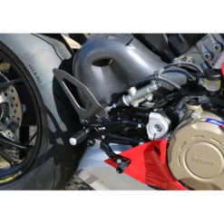 Cnc Racing Pe408B Pedane Regolabili Ducati Per Serie Panigale V4 Carbon