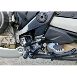 Cnc Racing PEC06B Leva cambio Ducati Multistrada V4 / V4S / V4 Pikes Peak / V4 RS / V4 Rally - SLIDE Nero
