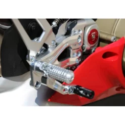 Cnc Racing Pe406S Pedane Regolabili Ducati Per Serie Panigale V4