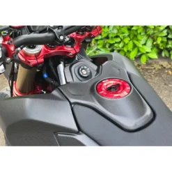 Cnc Racing ZA269Y Cover serbatoio Ducati Hypermotard 698 Mono - carbonio Opaco