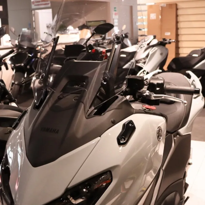 Far - Kit Tappo Copriforo Destro Yamaha Tmax 560 2025 FAR-8205DX