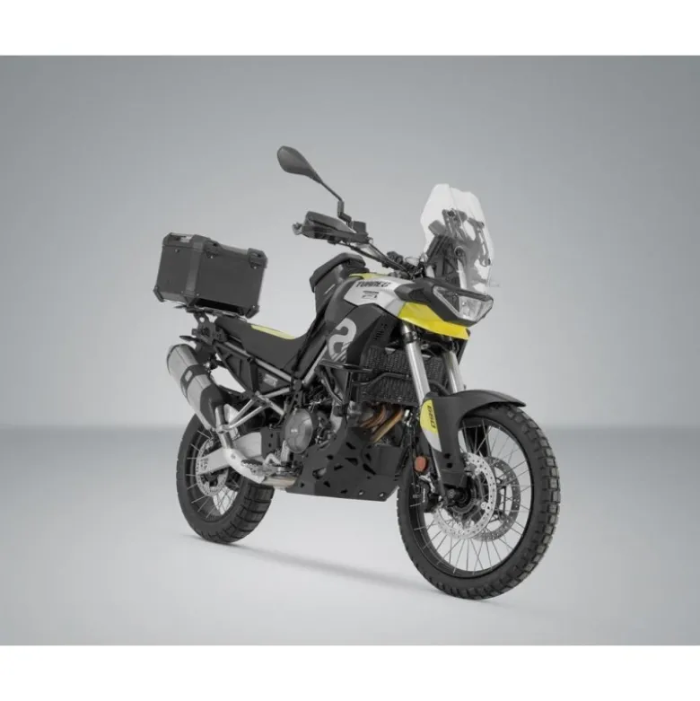 Kit Attacco e Bauletto Sw-Motech TRAX ADV 38 Litri Nero