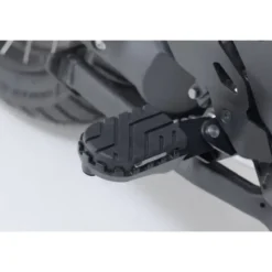 Kit Pedane Regolabili Ion Nero. Vari Modelli Honda, Suzuki, Ktm.