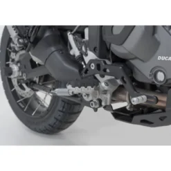 Pedane Regolabili Sw-Motech EVO FRS.22.112.10201
