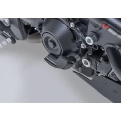 Protezione del coperchio del vano motore Sw-Motech Honda CB1000 Hornet (24-).