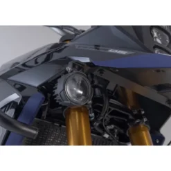 Supporto Per Faretti Nero. Suzuki V-Strom 800De (22-).